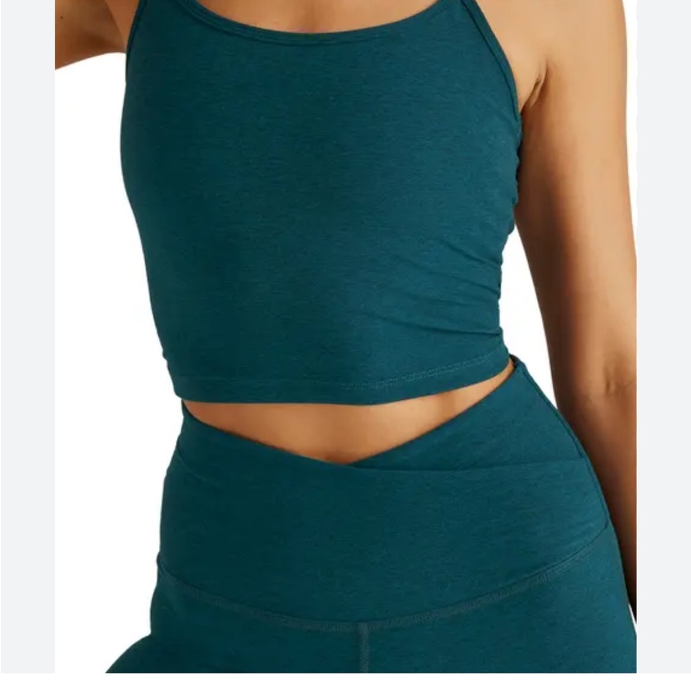 Beyond yoga slim racerback tank size s